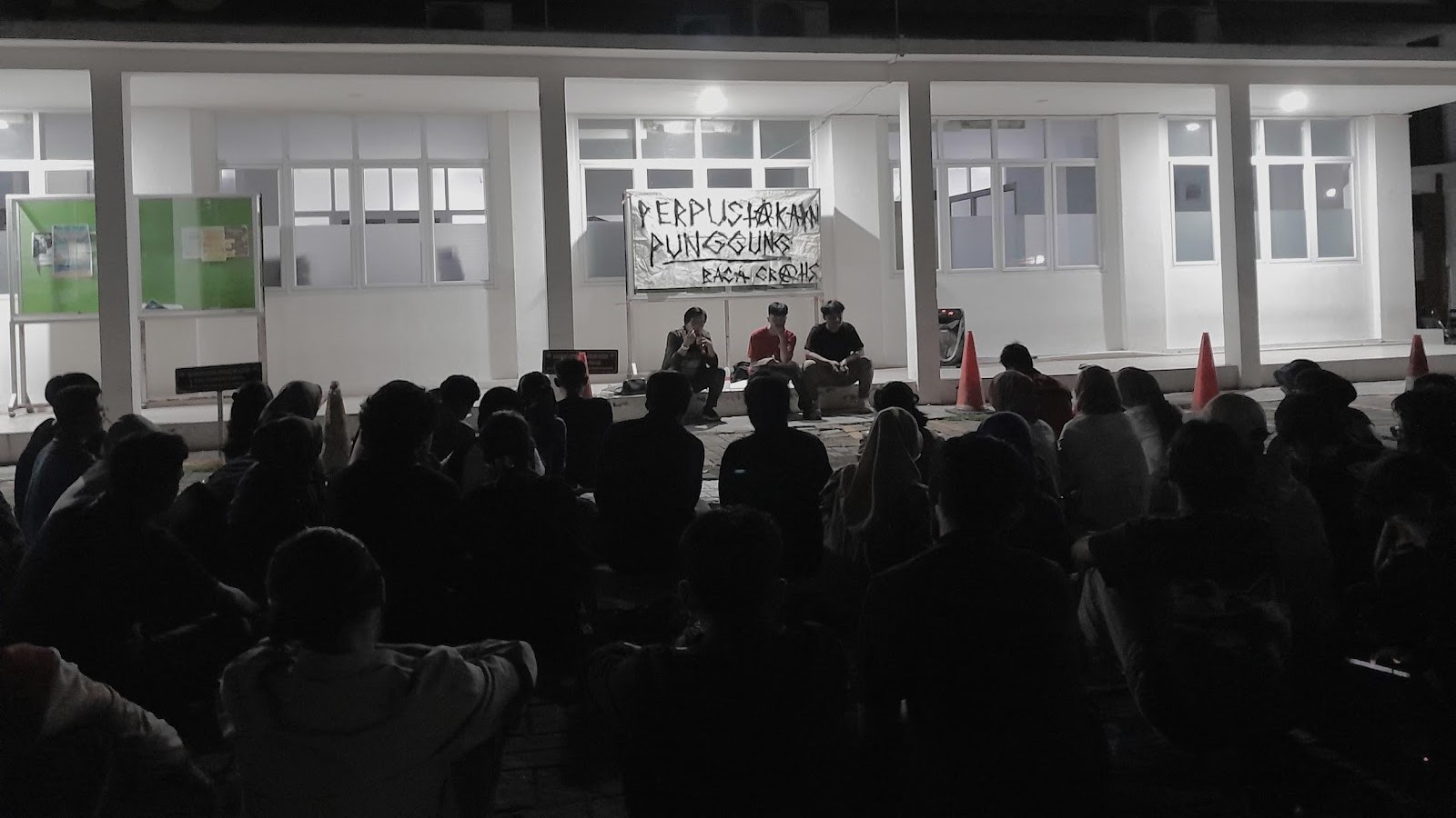 Thumbnail Artikel Polemik UU Cipta Kerja, Perpustakaan Punggung Unsika Gelar Diskusi Terbuka