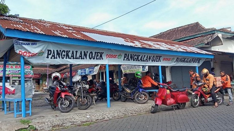 Thumbnail Artikel Miris! Begini Nasib Ojek Pangkalan di Tengah Maraknya Ojek Online