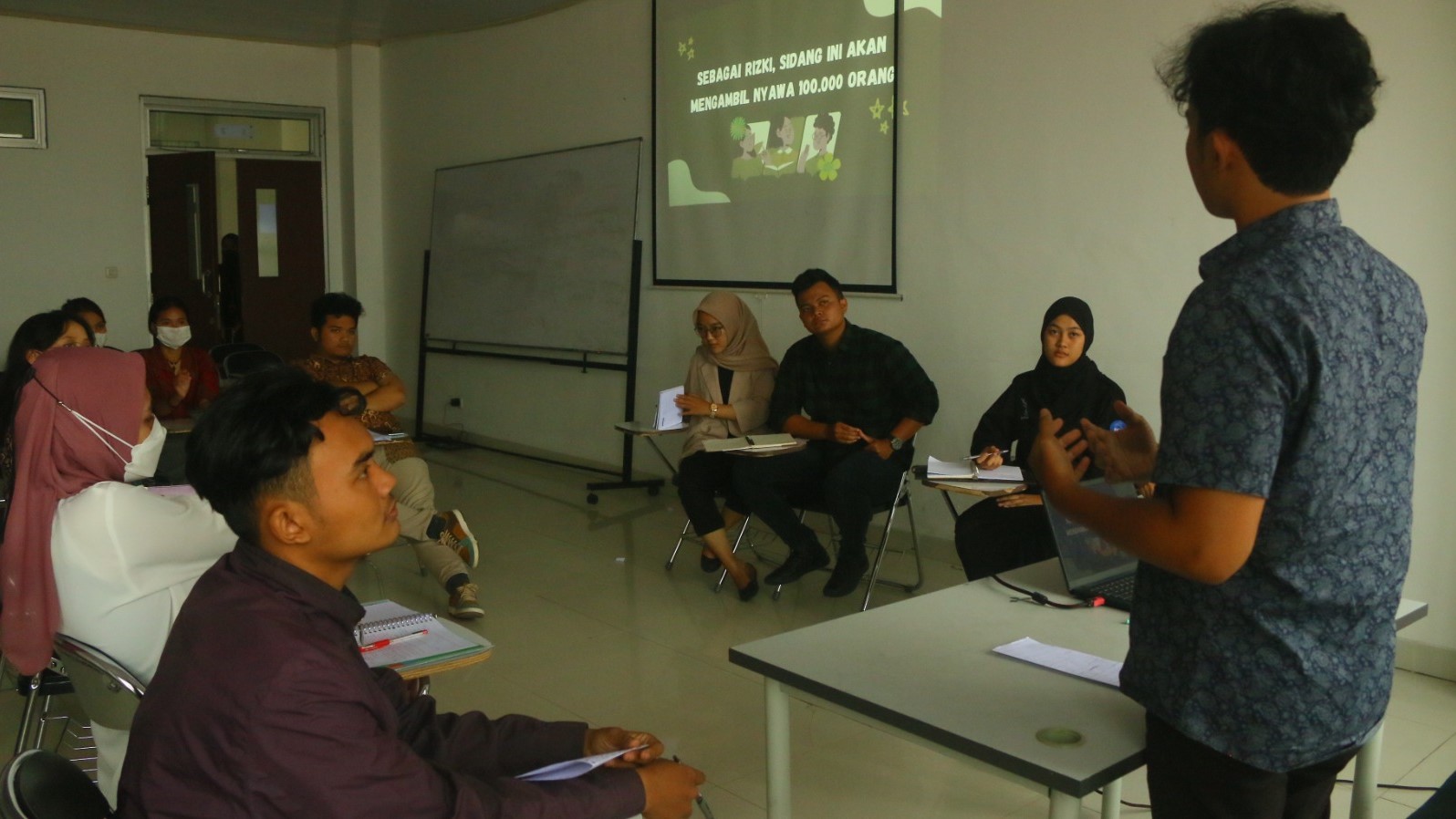 Thumbnail Artikel Seleksi Internal KDMI 2023: Persiapkan Delegasi Mahasiswa Unsika Terbaik pada Ajang Debat Bahasa Indonesia Skala Nasional