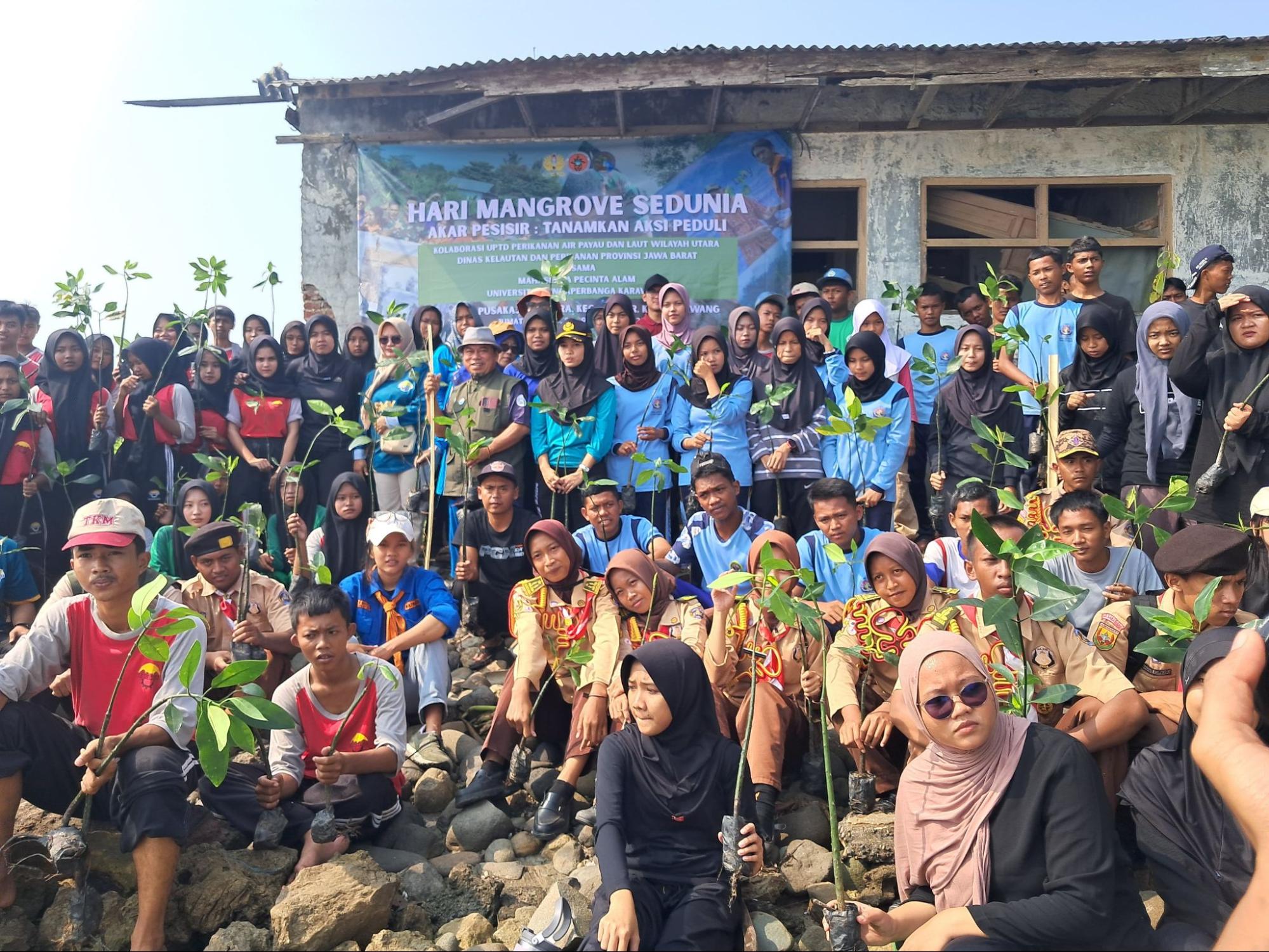 Thumbnail Artikel Peringati Hari Mangrove Sedunia, Mapalaska Tanamkan Aksi Peduli Kelestarian Alam