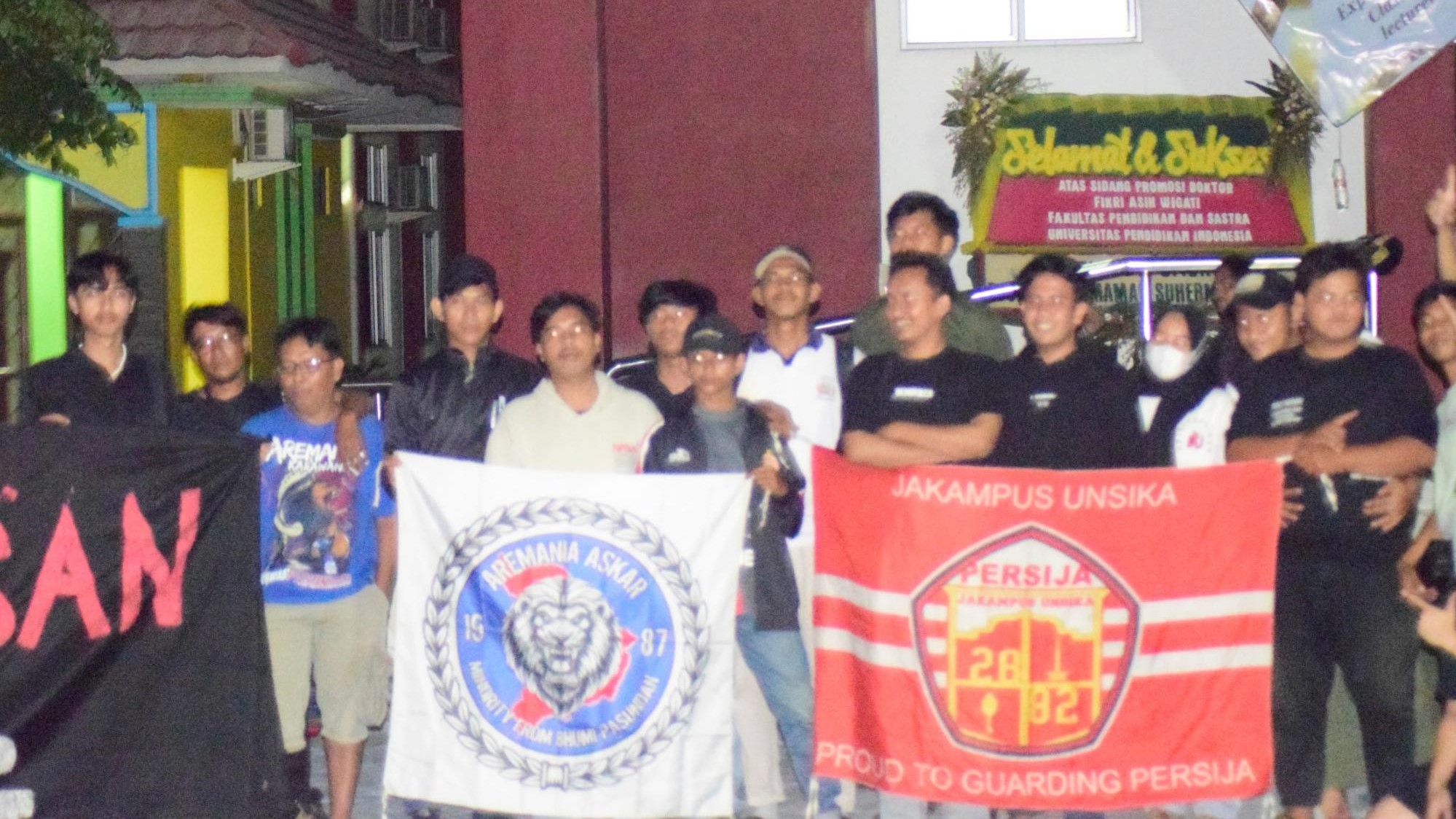 Thumbnail Artikel Peringati Hari Hak Asasi Manusia Internasional, Mahasiswa PJKR Angkatan 2020 Adakan Nobar dan Diskusi Film Dokumenter "Nisan Tanpa Keadilan"