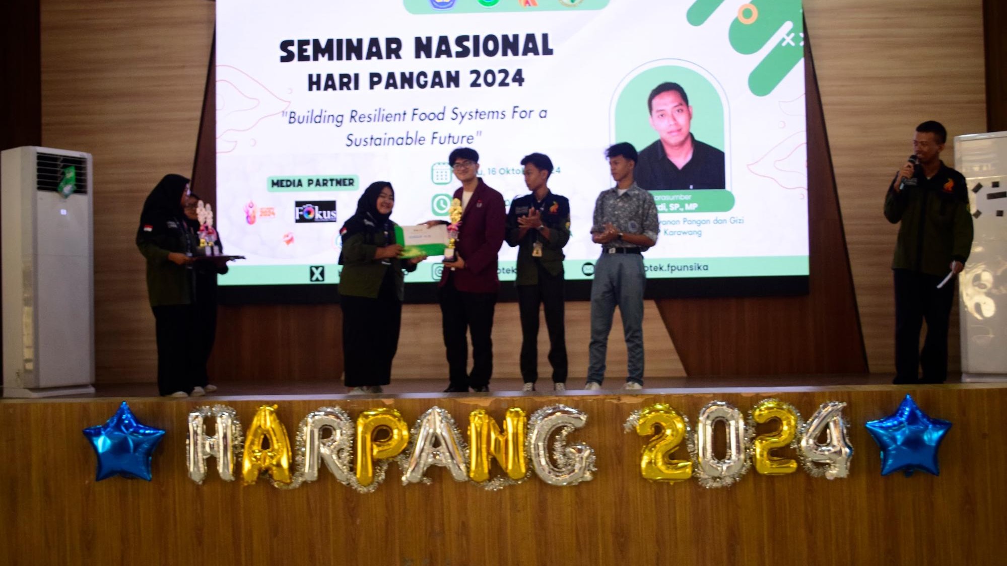 Thumbnail Artikel Peringati Hari Pangan 2024, Himagrotek Unsika Gelar Seminar Nasional dan Kompetisi Poster
