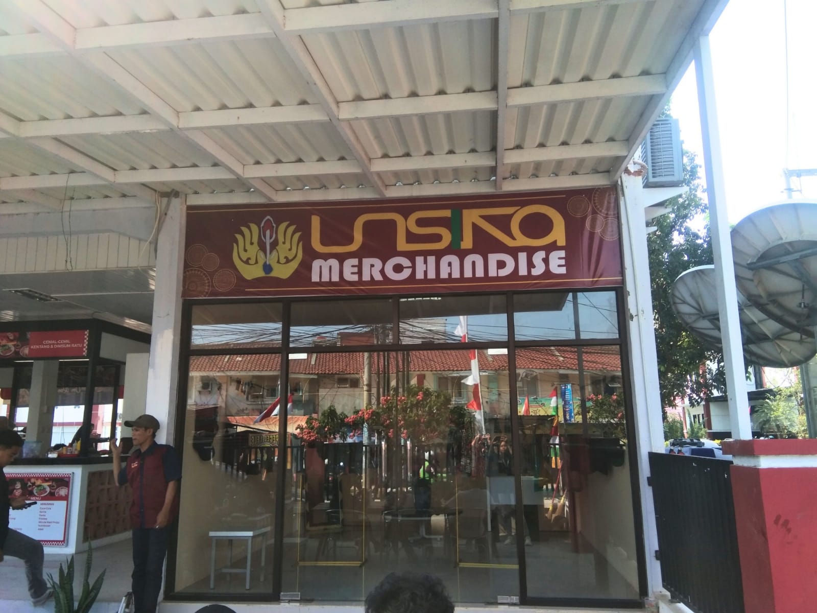 Thumbnail Artikel Unsika Merch Hadir, Buka Peluang Usaha untuk Mahasiswa Unsika
