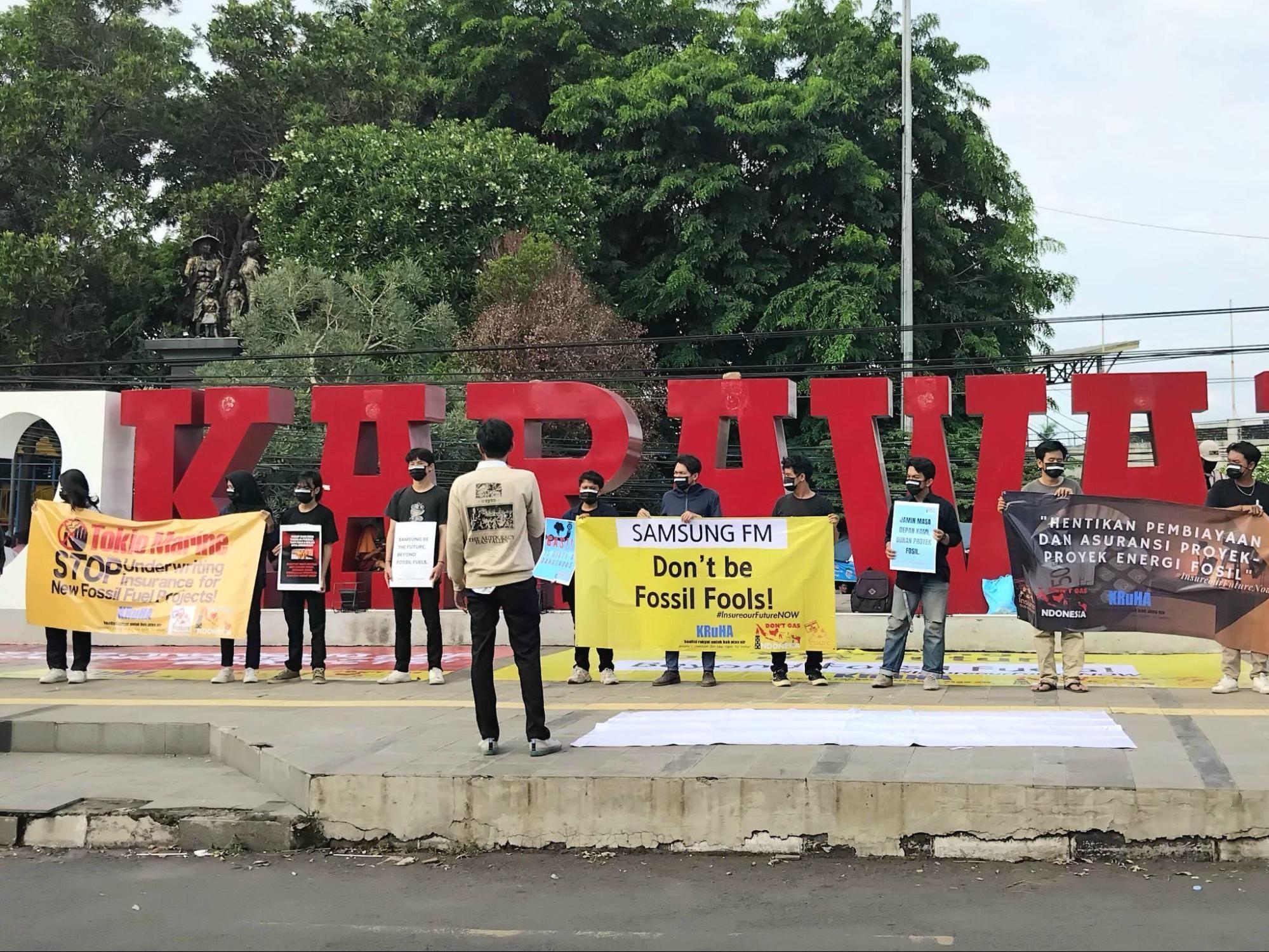 Thumbnail Artikel Don't Gas Indonesia adakan Aksi Lingkungan: Penolakan PLTGU di Cilamaya