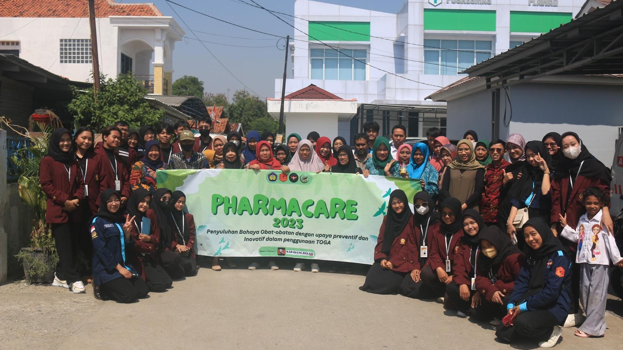 Thumbnail Artikel Bahaya Obat-obatan Sintetis, Himfar Adakan Penyuluhan Tanaman Toga di Plawad