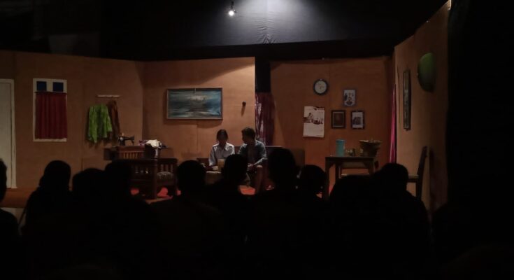 Thumbnail Artikel Teater ‘Ayahku Pulang’, Realitas yang Dekat dengan Kita