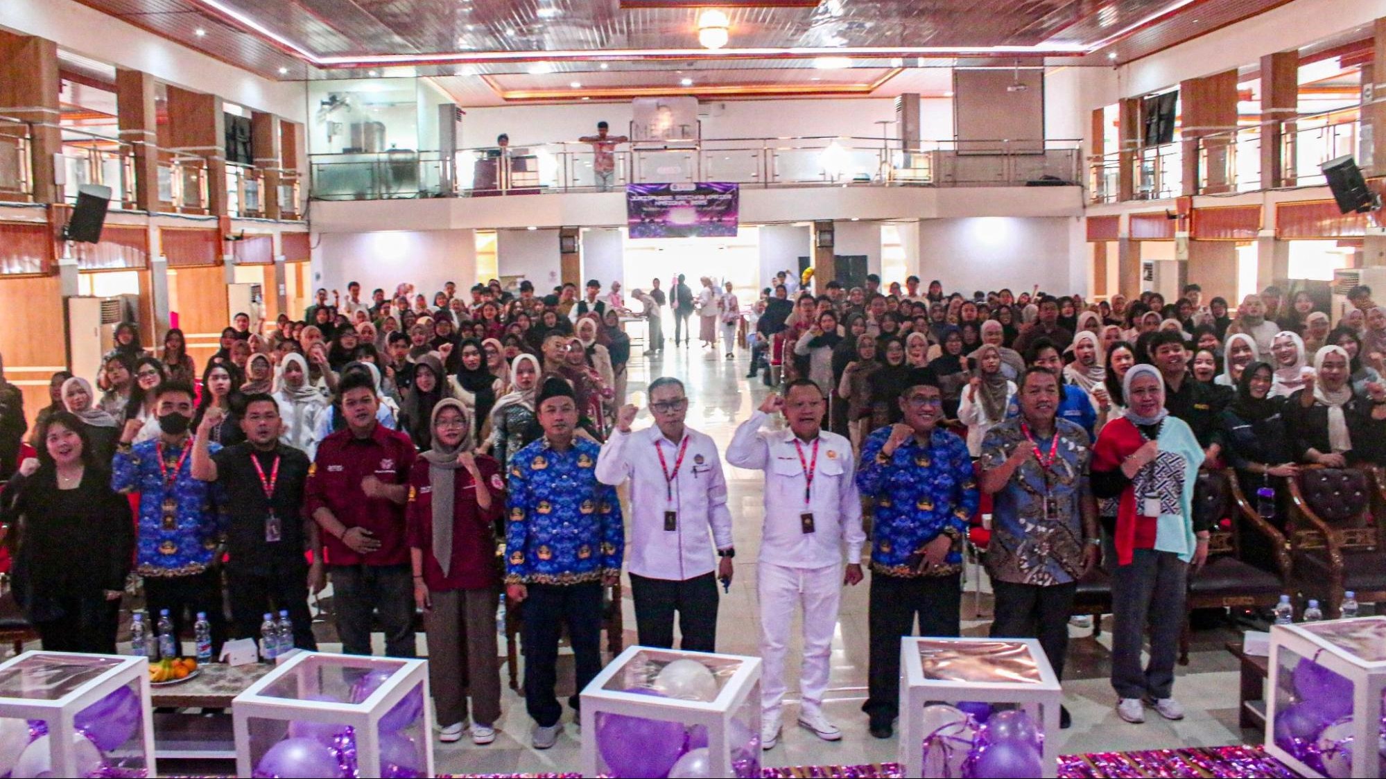 Thumbnail Artikel BEM-KM FH Unsika Gelar Seminar Karier dan Law Expo: Undang Sadam sebagai Pemateri