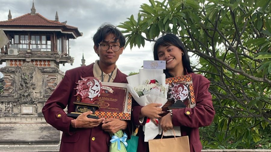 Thumbnail Artikel Bawa Nama Unsika ke Kancah Nasional, Teater Gabung Raih Juara di Ajang Monolog Nasional